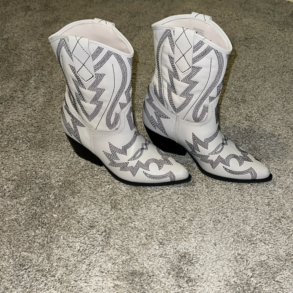 Steve Madden Boots